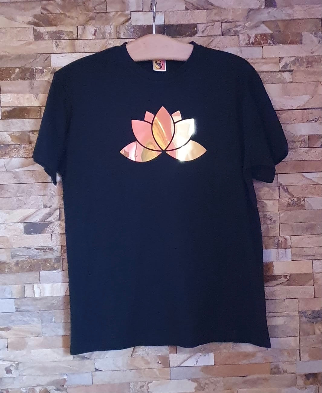 LOTUS FLOWER Metallic Gold Vinyl Logo T-Shirt - Girls